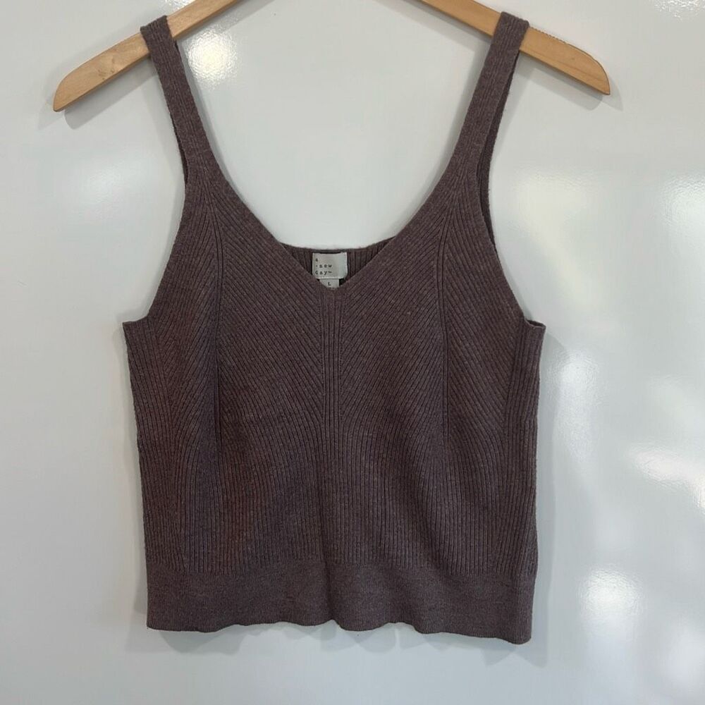 A New Day Ribbed Knit‎ Crop Tank Top Mocha Brown L